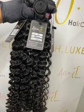 Load image into Gallery viewer, Virgin Hair 3 bundle Deal (Same Lengths)